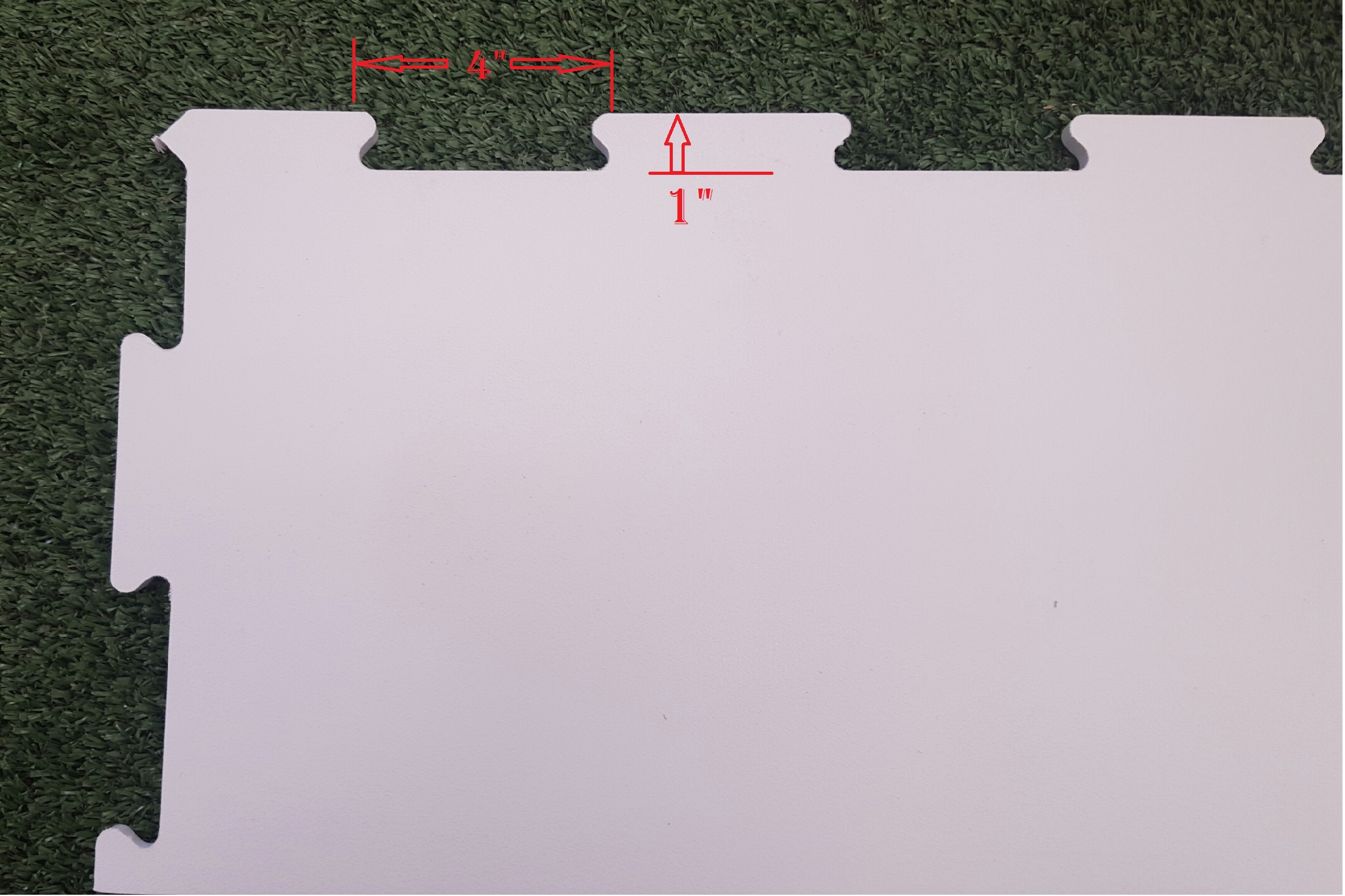 Synthetic ice close-up.  How to connect adjacent sections.